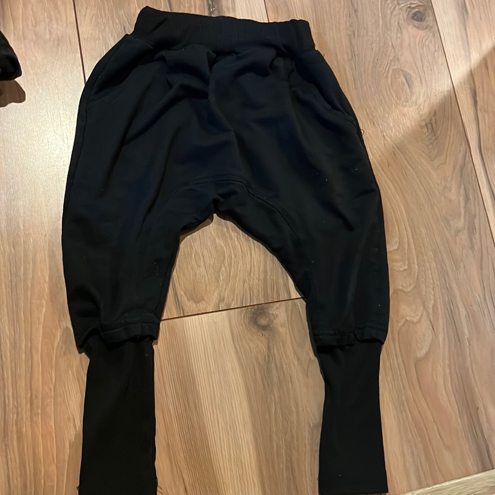 Black harem pants
